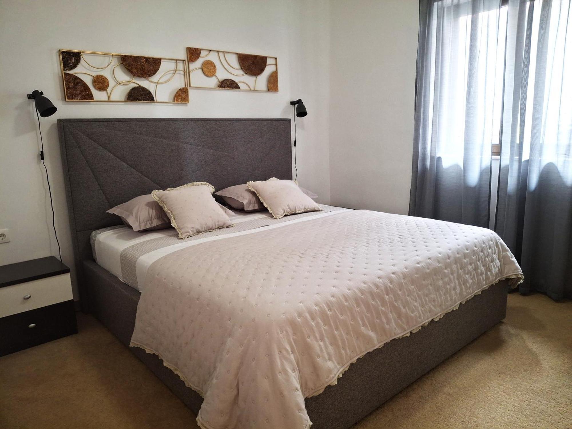 Holiday Home Petra Подстрана Екстериор снимка